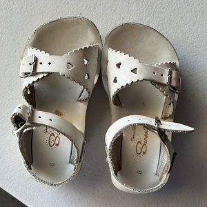 Sun sans white sandals size 6